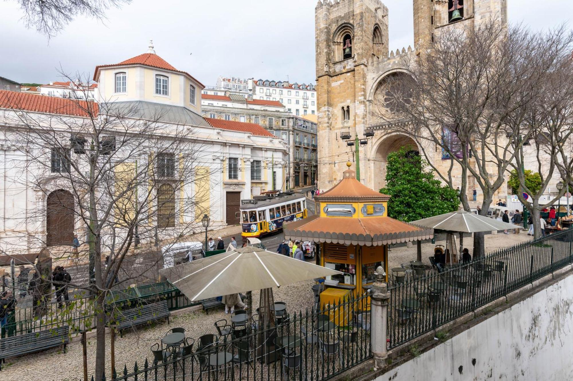 Portas Da Se Apartments Lisboa Ngoại thất bức ảnh