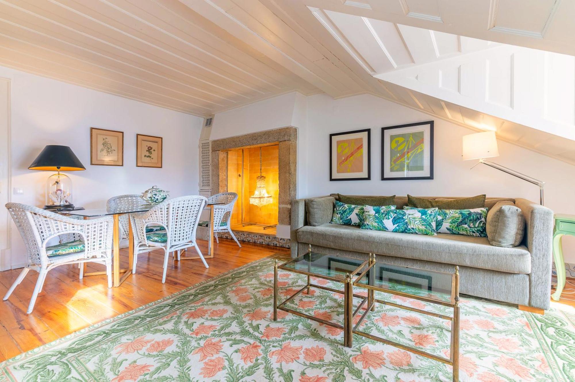 Portas Da Se Apartments Lisboa Phòng bức ảnh